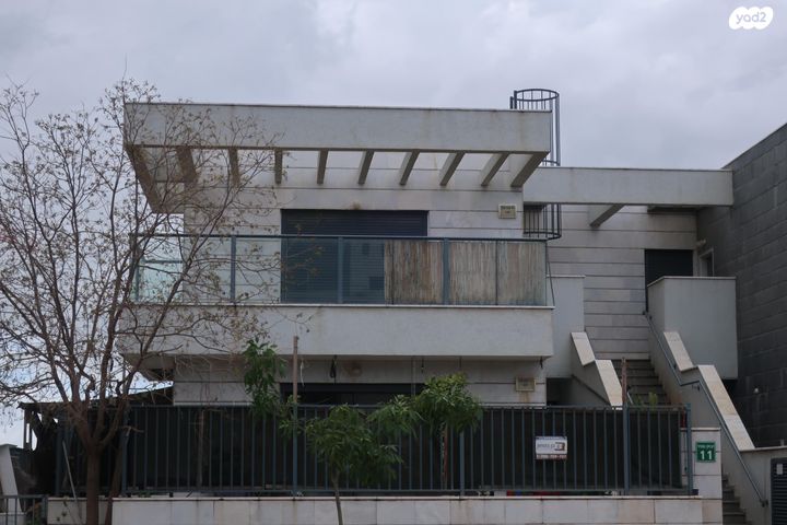 יצחק שמיר 11