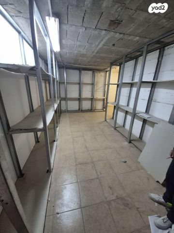 יוסף חכמי 43