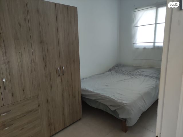 הברון הירש 16