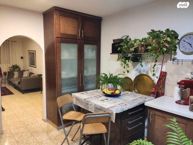 פרץ ברנשטיין 8