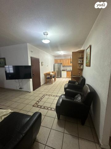 עצמאות יוספטל