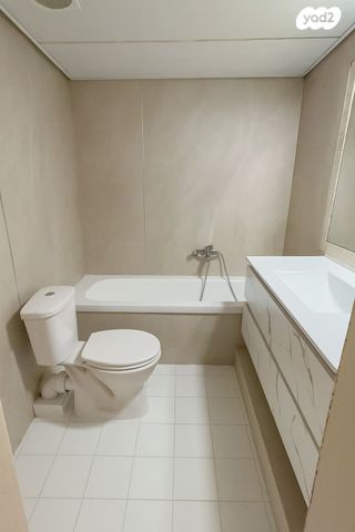 מודעת נכס, הרצל, פלורנטין, תל אביב יפו