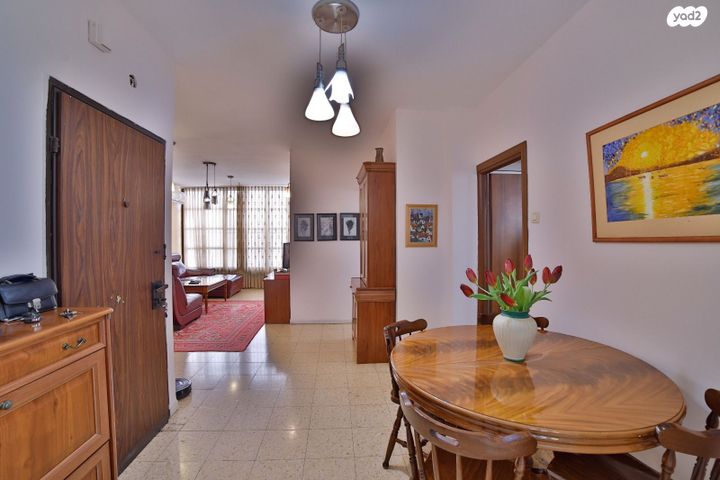 דירה, נאות רחל, חולון