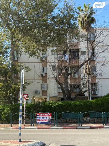 יעקב טוכמן 108