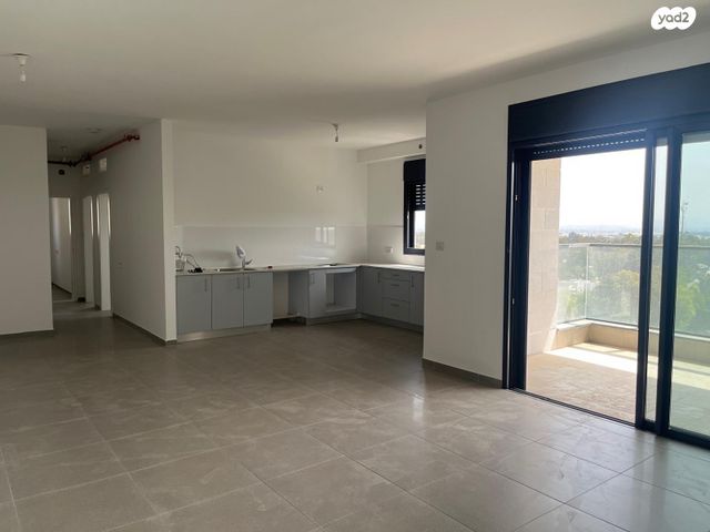 מודעת נכס, נרקיסים, ראשון לציון