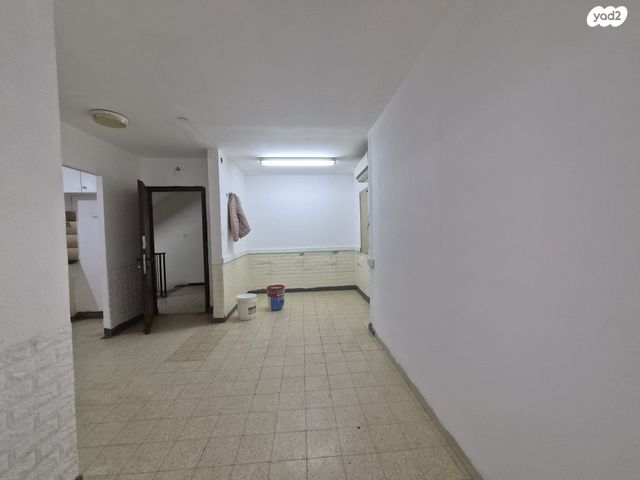 דירה, בן גוריון, רמלה