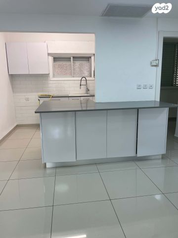 דירה, אחוזה, חיפה