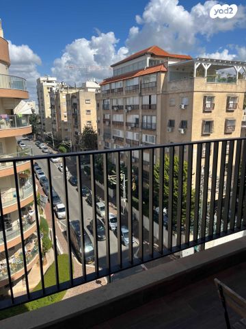 דוד צבי פנקס 