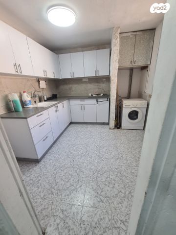 אבא אחימאיר 