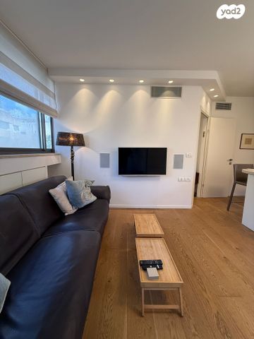 בן ציון ישראלי 