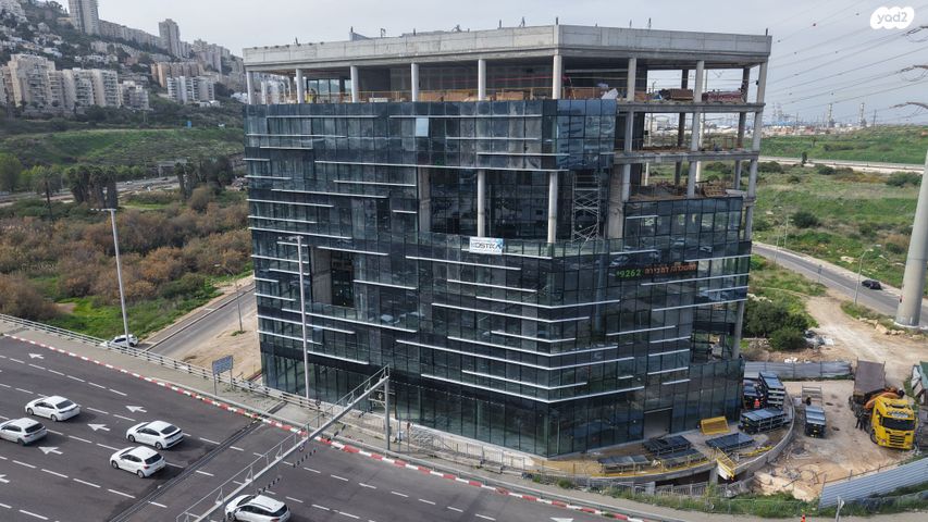 צומת הקריות, חוף שמן