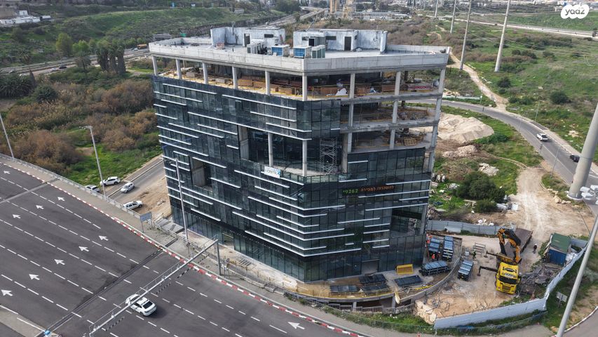 צומת הקריות, חוף שמן