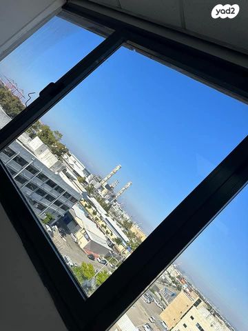 צומת הקריות, חוף שמן