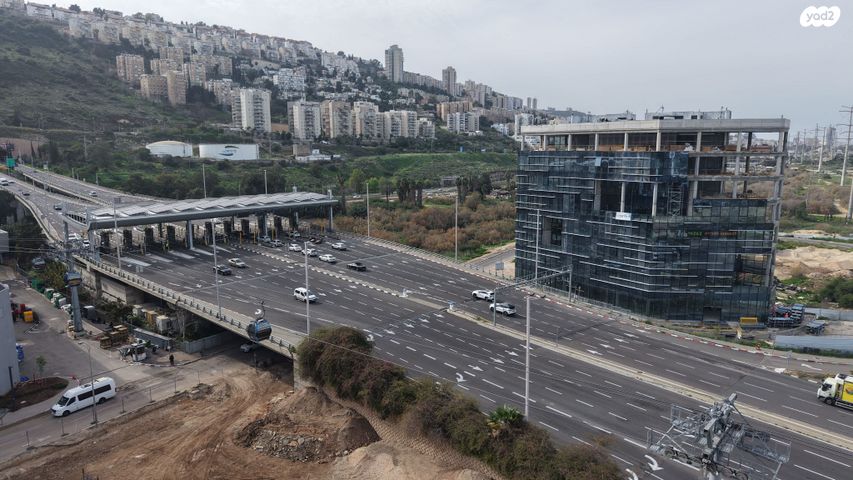 צומת הקריות, חוף שמן
