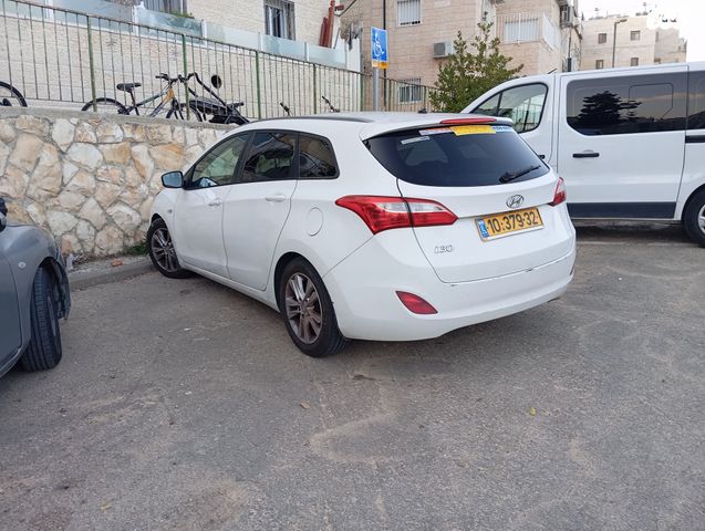 מודעת רכב יונדאי i30