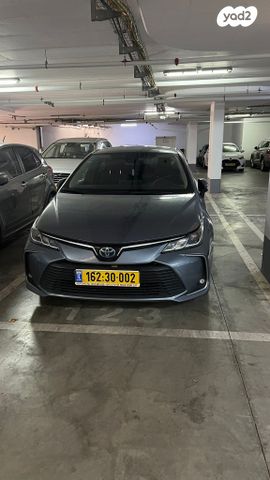 מודעת רכב טויוטה קורולה