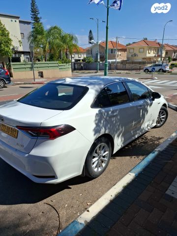 מודעת רכב טויוטה קורולה