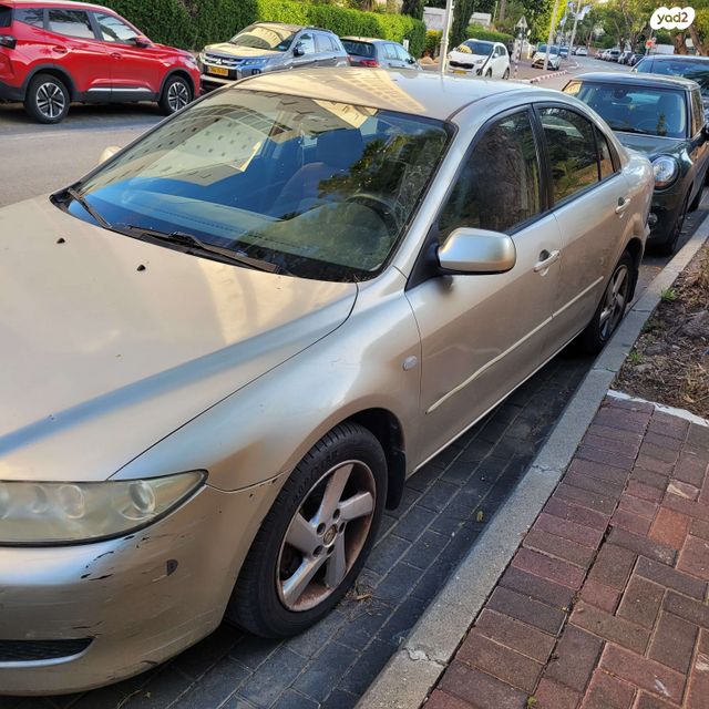 מודעת רכב מאזדה 6