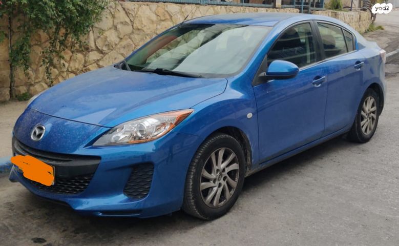 מודעת רכב מאזדה 3