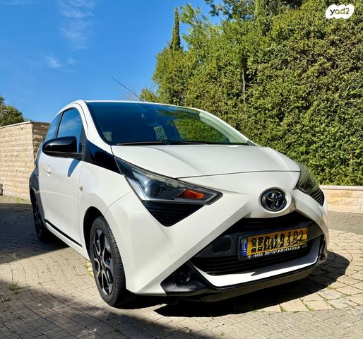 מודעת רכב טויוטה אייגו