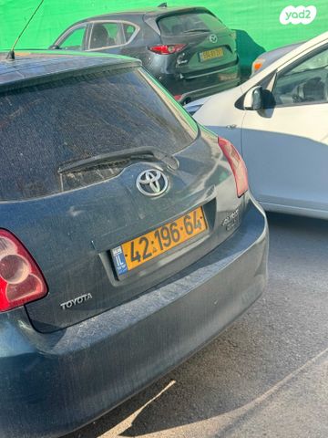 מודעת רכב טויוטה אוריס