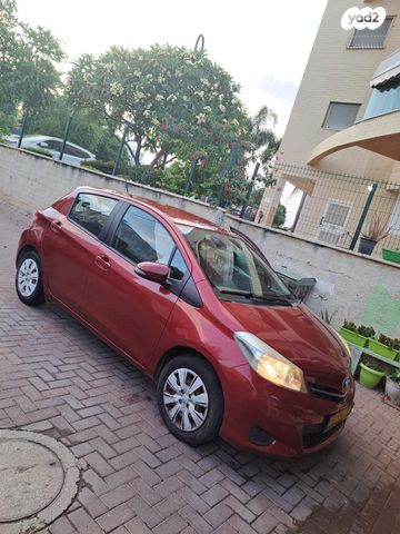 מודעת רכב טויוטה יאריס