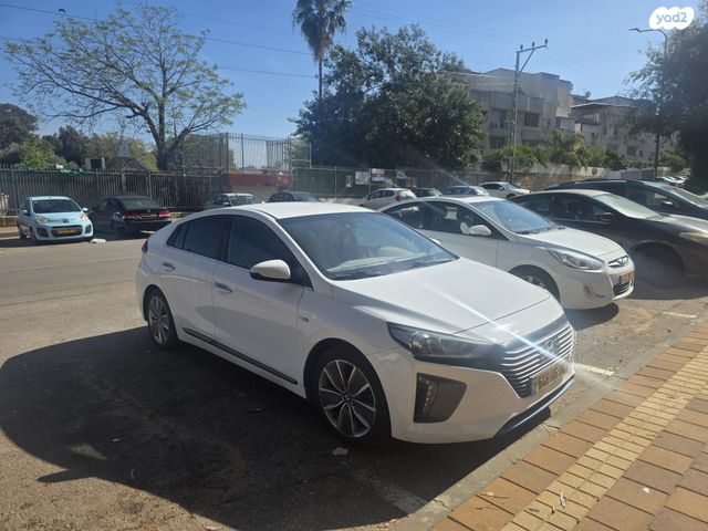 מודעת רכב יונדאי איוניק