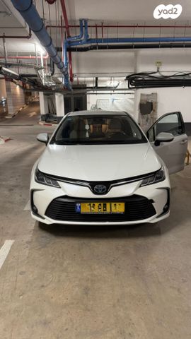 מודעת רכב טויוטה קורולה