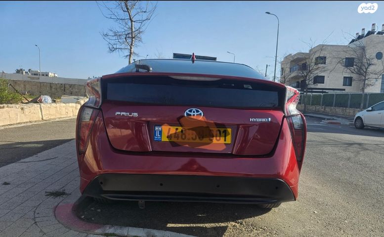 מודעת רכב טויוטה פריוס