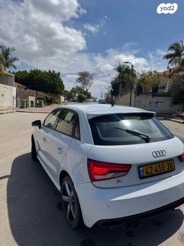 מודעת רכב אאודי A1