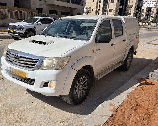 מודעת רכב טויוטה היילקס