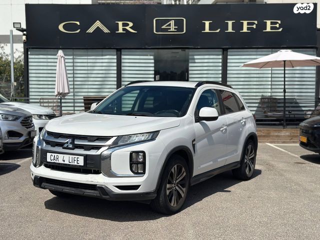 מודעת רכב מיצובישי ASX