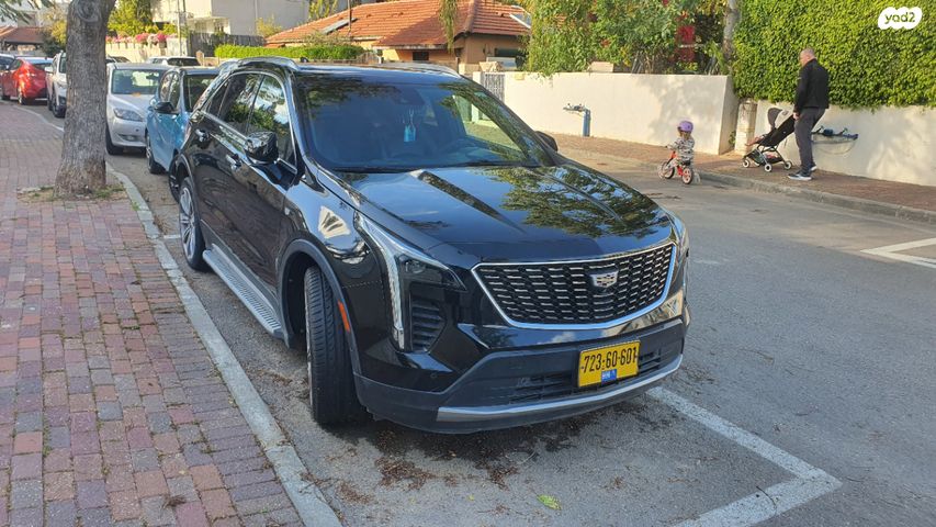 מודעת רכב קאדילק XT4