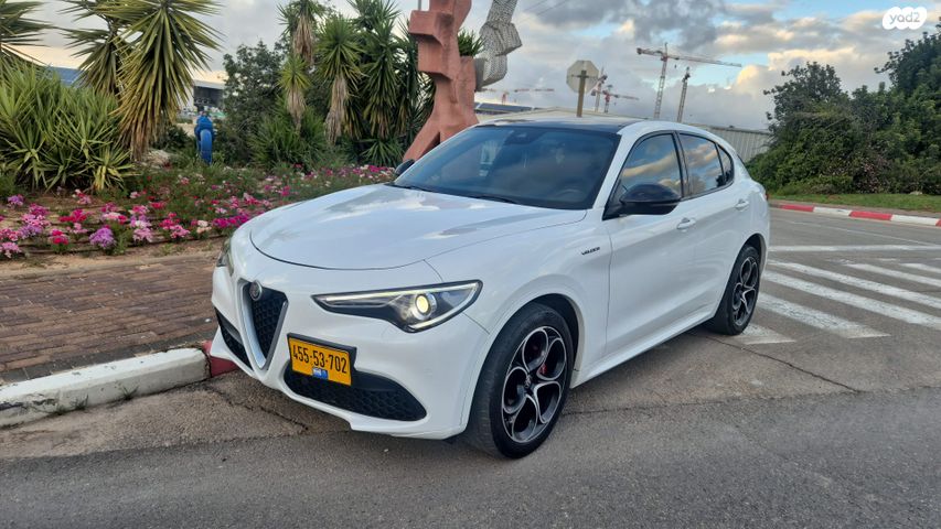 מודעת רכב אלפא רומיאו סטלביו