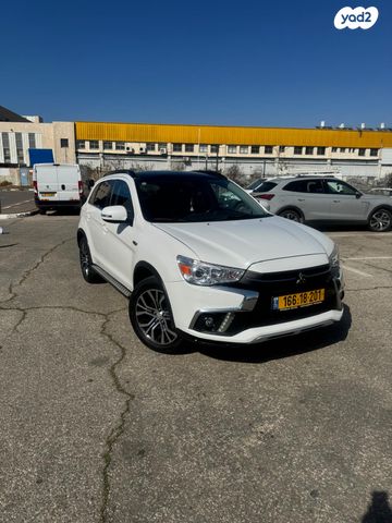 מודעת רכב מיצובישי ASX