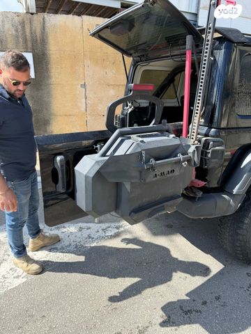 מודעת רכב ג'יפ רנגלר