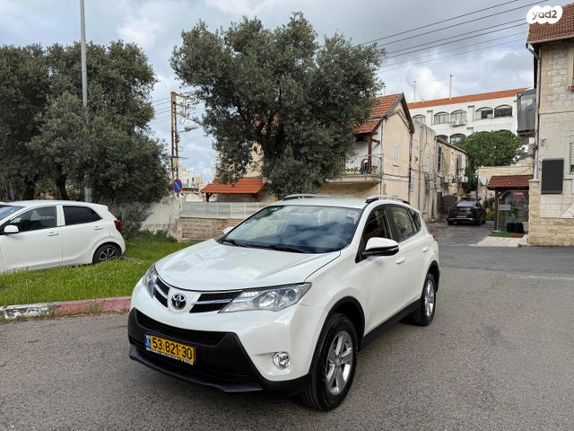 מודעת רכב טויוטה RAV4