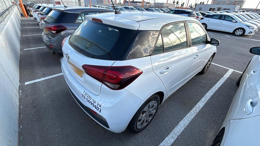 מודעת רכב יונדאי i20