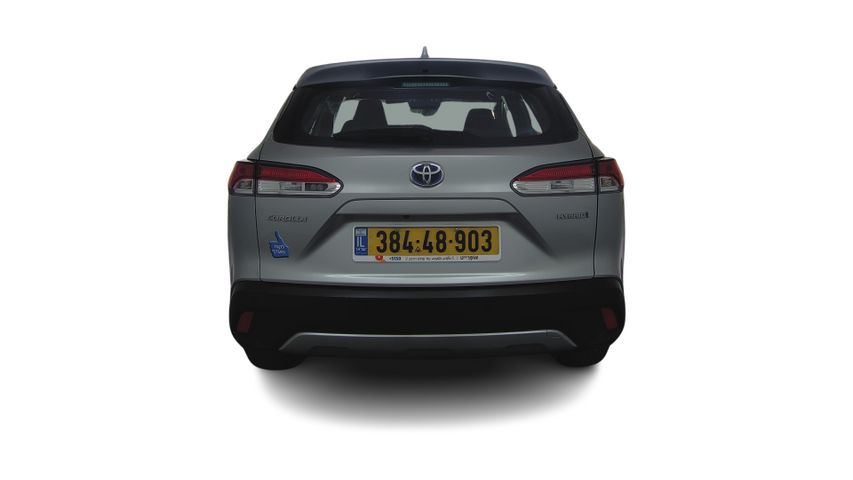 מודעת רכב טויוטה קורולה קרוס 2