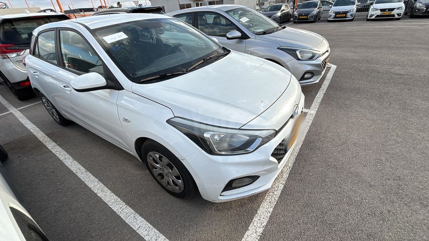 מודעת רכב יונדאי i20 3
