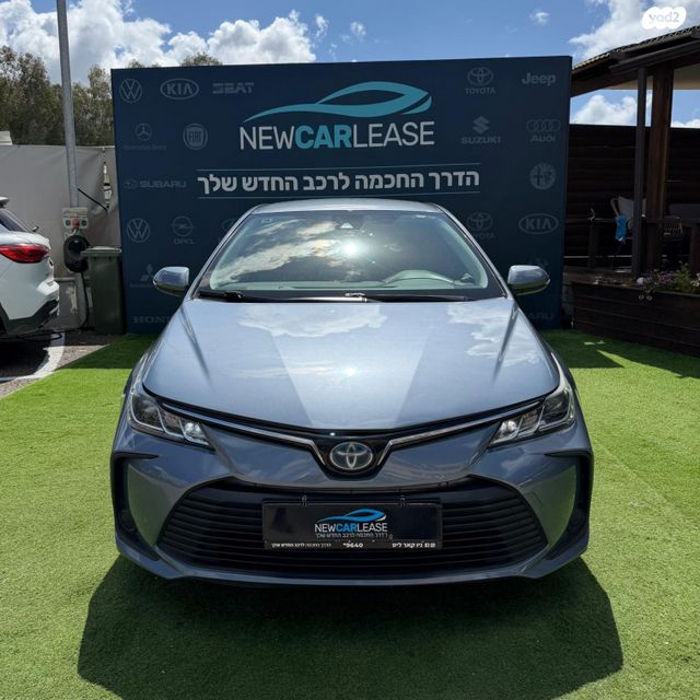 מודעת רכב טויוטה קורולה 1