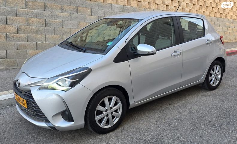 מודעת רכב טויוטה יאריס