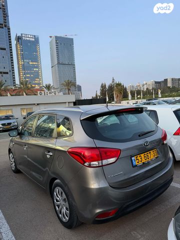 מודעת רכב קיה קארנס
