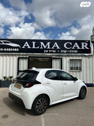 מודעת רכב טויוטה יאריס 1