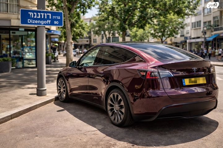 מודעת רכב טסלה מודל Y 1