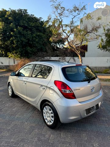 מודעת רכב יונדאי i20