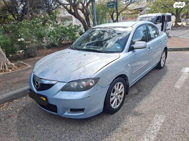 מודעת רכב מאזדה 3