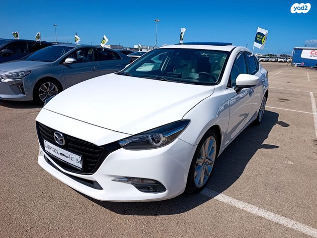 מודעת רכב מאזדה 3