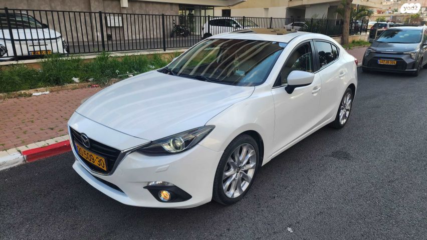 מודעת רכב מאזדה 3