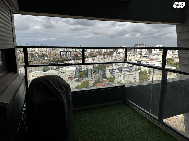 הרב ישעיהו משורר 18